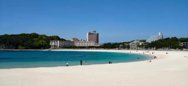 沙滩和海边酒店